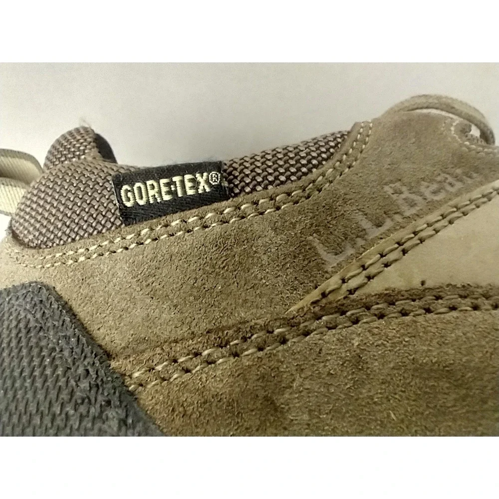 L.L. Bean Gore-Tex Hiking Shoes Mens 9.5 Brown Leather Waterproof Vibram Low Top